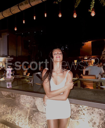 Photo escort girl Aylin: the best escort service