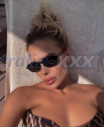 Photo escort girl Tima: the best escort service