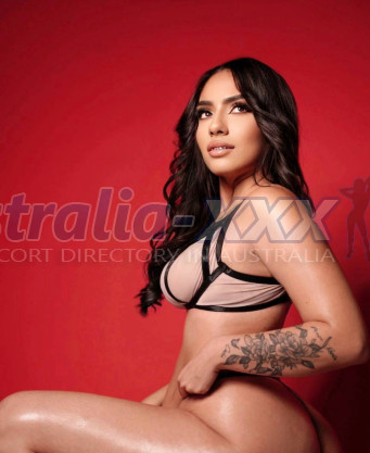 Photo escort girl Selena : the best escort service