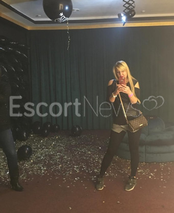 Photo escort girl Masha: the best escort service