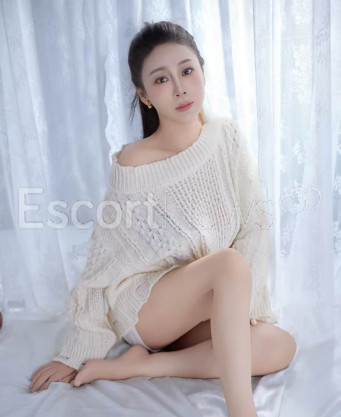 Photo escort girl Miri: the best escort service