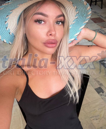 Photo escort girl esmaz: the best escort service