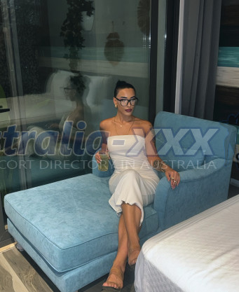 Photo escort girl Samiss: the best escort service