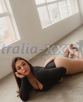 Photo escort girl CARLA VIP: the best escort service