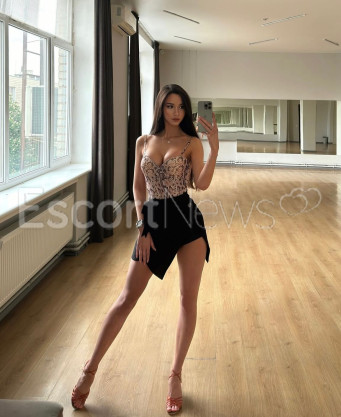 Photo escort girl Albina : the best escort service