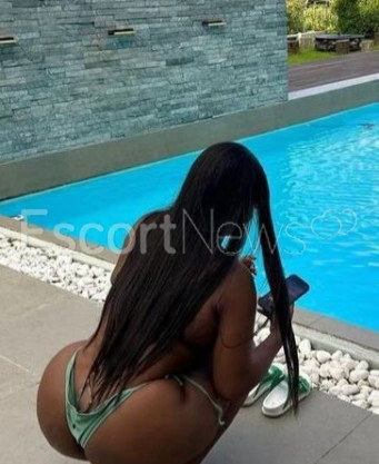 Photo escort girl Celina: the best escort service