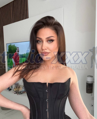 Photo escort girl Karina : the best escort service