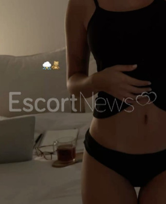 Photo escort girl Annamaria: the best escort service