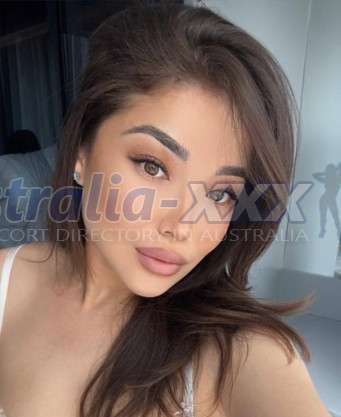 Photo escort girl Molya : the best escort service