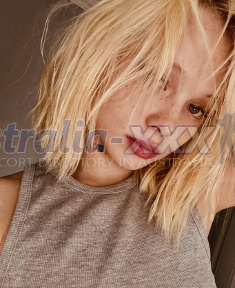 Photo escort girl Alisa : the best escort service