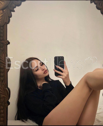 Photo escort girl Aya: the best escort service