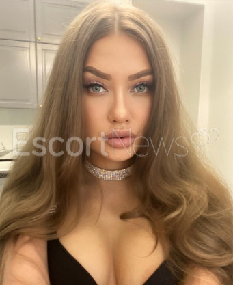 Photo escort girl Alina: the best escort service