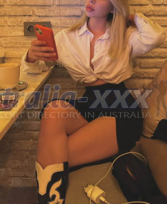 Photo escort girl alara: the best escort service