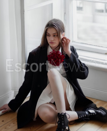 Photo escort girl Paige: the best escort service