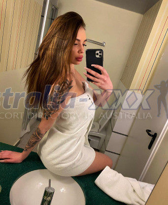 Photo escort girl Kendall: the best escort service