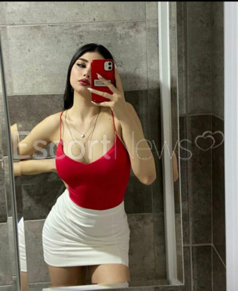 Photo escort girl laora: the best escort service