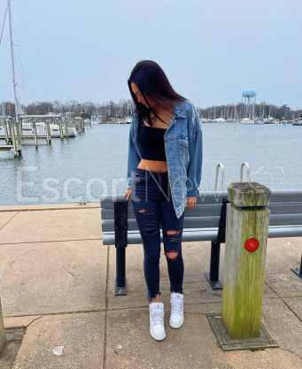 Photo escort girl Cemre : the best escort service