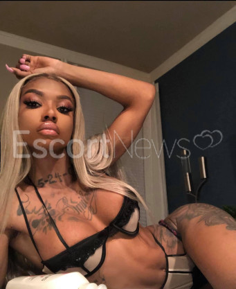 Photo escort girl Yasmen : the best escort service