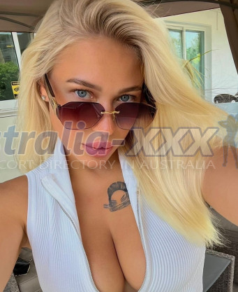 Photo escort girl PAULINA: the best escort service