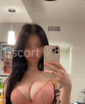 Photo escort girl Olya: the best escort service