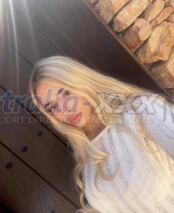 Photo escort girl Delina: the best escort service