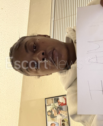 Photo escort girl Sevenn: the best escort service