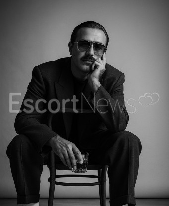 Photo escort girl Kartal: the best escort service