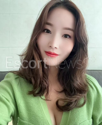 Photo escort girl Maylia: the best escort service