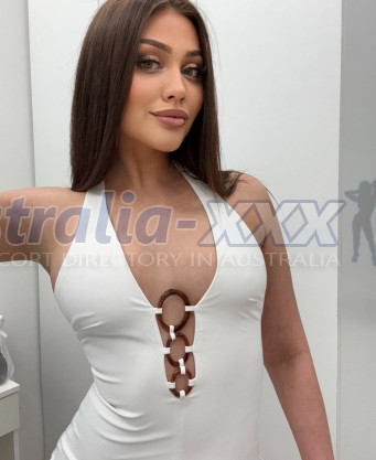 Photo escort girl Karina: the best escort service