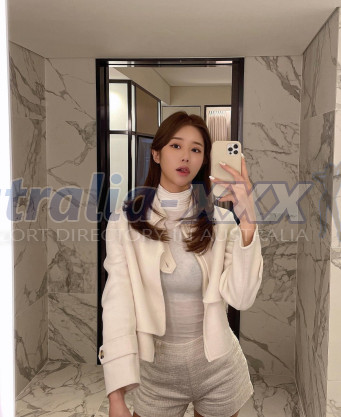 Photo escort girl emily: the best escort service