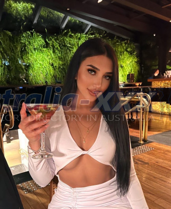 Photo escort girl Karina: the best escort service