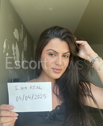 Photo escort girl Cleo Cappel: the best escort service