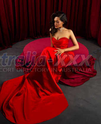 Photo escort girl Silina: the best escort service