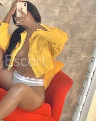 Photo escort girl Chika: the best escort service