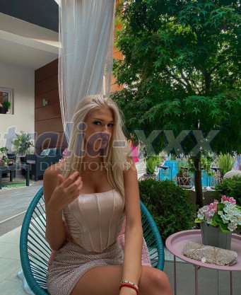 Photo escort girl teodara: the best escort service