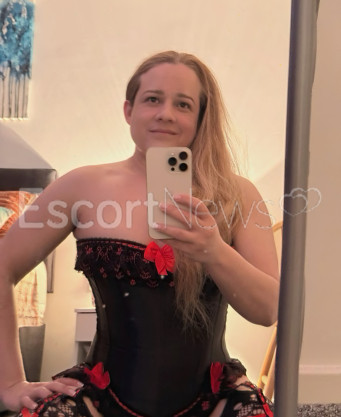 Photo escort girl Cattleya : the best escort service