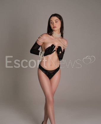 Photo escort girl Keira: the best escort service
