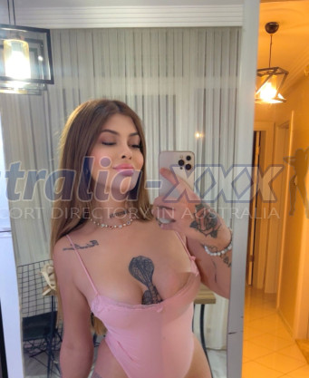 Photo escort girl DenizAfra: the best escort service