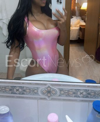 Photo escort girl Paolalatina: the best escort service