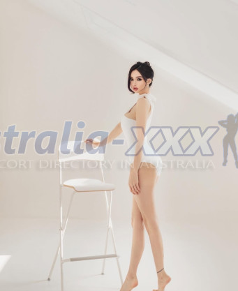 Photo escort girl Anelya: the best escort service