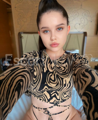 Photo escort girl MIKA PRD : the best escort service