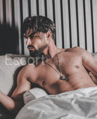 Photo escort girl yassinenasser: the best escort service