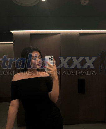 Photo escort girl Laila: the best escort service