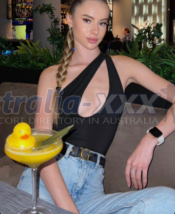Photo escort girl LINDA_B: the best escort service
