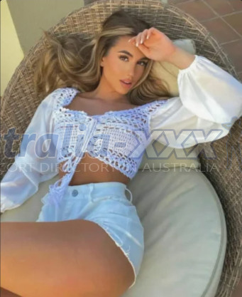 Photo escort girl Samenta: the best escort service