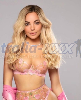 Photo escort girl Julia: the best escort service