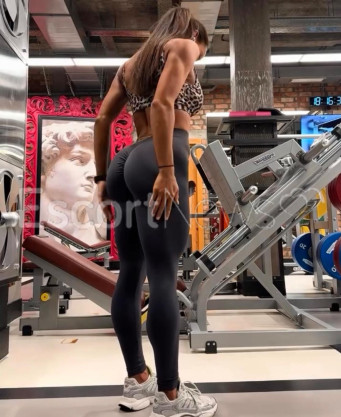 Photo escort girl Irinka: the best escort service