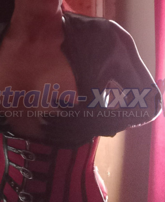 Photo escort girl scarlet : the best escort service