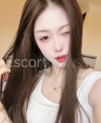 Photo escort girl XiaoRou: the best escort service