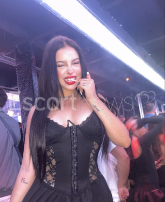 Photo escort girl Sarra: the best escort service